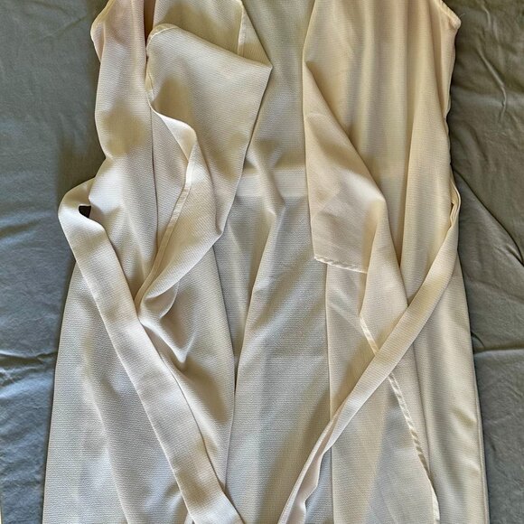 H.I.P. Women’s Plus Size 1X Sleeveless Drape Front Layer Long Vest Cream-A228 - Picture 3 of 7